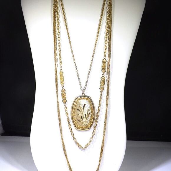 Vintage 3 Strand Necklace, Gold Plated, Goldette Style, Floral Pendant, 1960s - Picture 9 of 9
